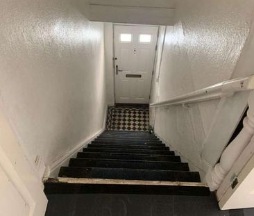 Flat A Leek Road, Stoke-on-trent, Str, ST1 - Photo 5