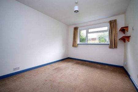 4 bedroom terraced house to rent - Photo 5