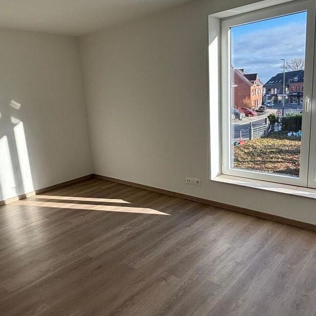 Woning te huur in Tollembeek voor € 1.400 met 3 slaapkamers - Photo 1