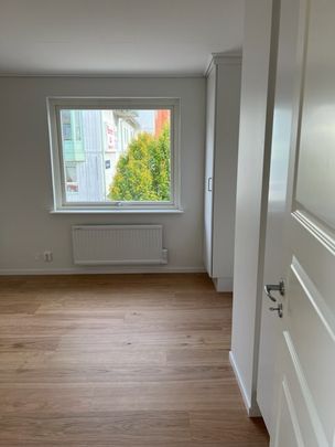 Göteborgsvägen, Lilla Edet - Photo 1