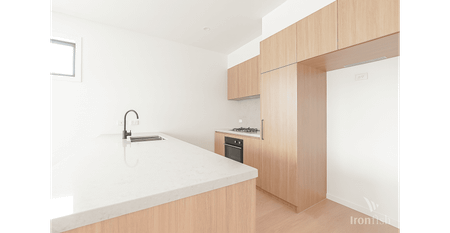 Brand New Townhome in Prime Wollert Location - Photo 5