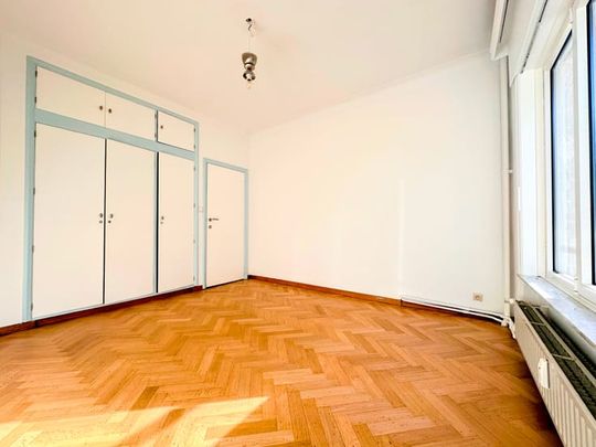 Appartement te huur - Photo 1