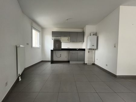 Location Appartement 2 pièces 45m² ROUEN 76100 - Photo 4