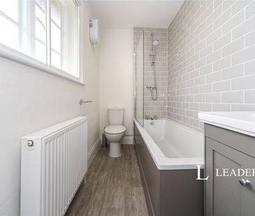 3 bedroom cottage to rent Trust Cottages, Ringshall, HP4 - Photo 2
