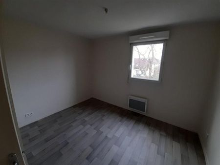 Location Appartement 2 pièces 53m² HENIN BEAUMONT 62110 - Photo 5