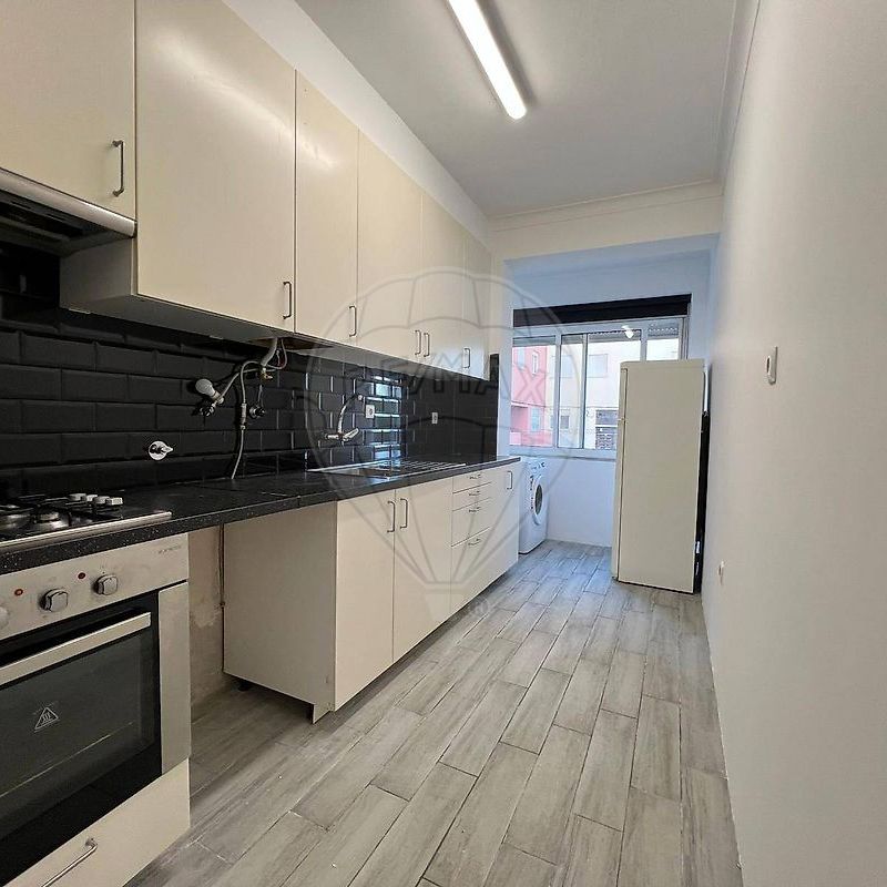 Apartamento T2 em Lisboa - Foto 1