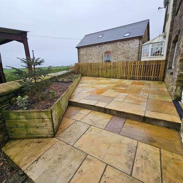 The Stables, Brayford, Brayford, Barnstaple, EX32 - Photo 1