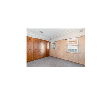 NEAT & TIDY IN CONVENIENT LOCATION - Photo 3