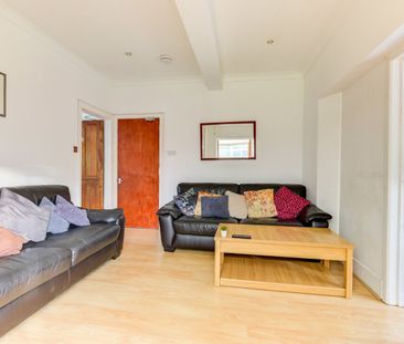 Room in a Shared House, The Upper Drive, BN3 - Photo 1