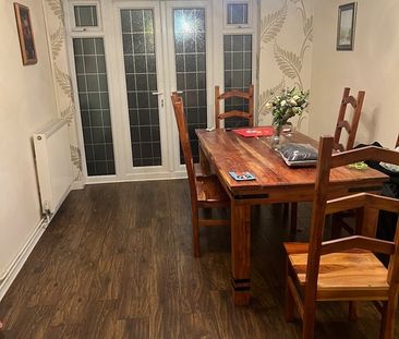 Room in a Shared House, Vaughton Street, B12 - Photo 2