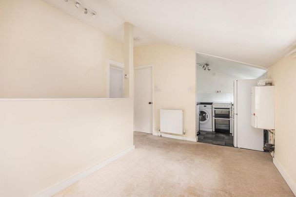 1 bedroom maisonette to rent - Photo 1