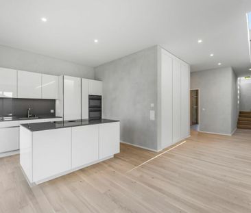 Exklusive Neubauwohnung mit beeindruckender Deckenhöhe und grosszüg... - Photo 2
