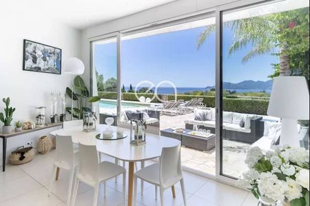 Cannes Location meublee a l'annee villa 7 pieces 284.68 m² piscine et vue mer - Photo 4