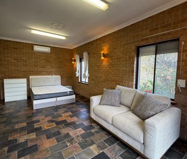 Cloverdale - Photo 3