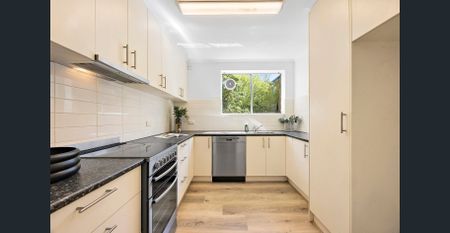 Thoughtfully Laid-Out Northern Brilliance - Photo 4