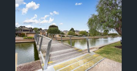 Sanctuary lakes oasis awaits you! - Photo 5