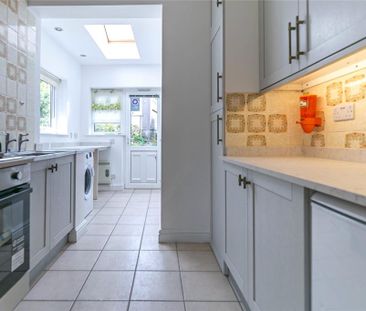 4 bedroom terraced house to rent - Photo 6