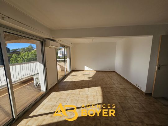 Location Appartement 3 pièces 64m² BANDOL 83150 - Photo 1