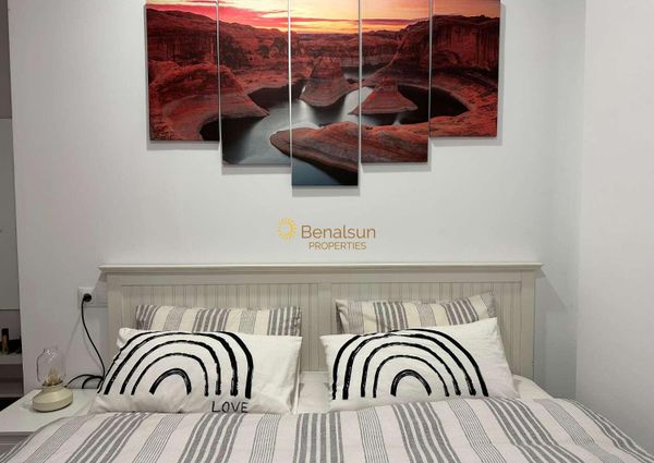 Half season . For rent from 1.10.24-31.5.25 renovated apartment within walking distance of Carihuela beach