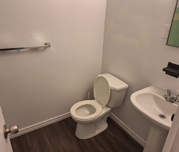 One Bedroom Apartment - Photo 6