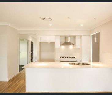 FAMILY HOME IN ARCADIAN HILLS - Photo 3