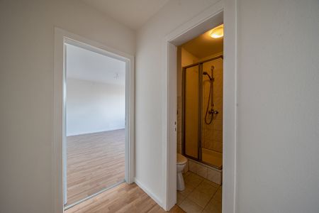 3D VIRTUAL TOUR - Moderne Single-Wohnung in Bahnhofsnähe - Foto 2