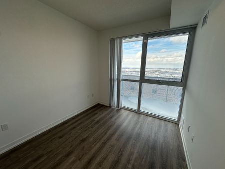 For Lease - 8 Interchange Way Unit# 5703, Vaughan, Ontario - Photo 4