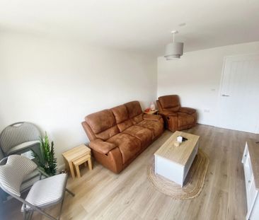 Rhodfa'r Rhyddwen, Hendredenny, Caerphilly - Photo 2