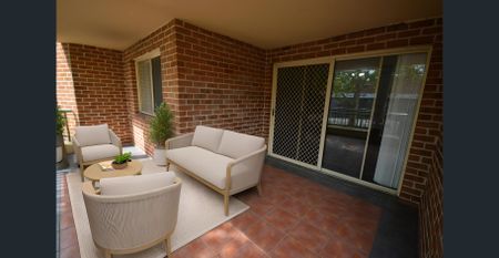 1 WEEK FREE RENT - Photo 2