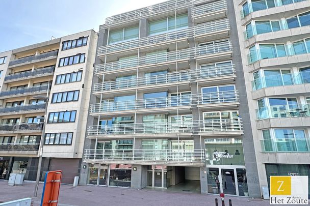 Instapklaar appartement met zijdelings zeezicht te Knokke - Photo 1