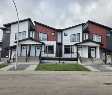 Brand New 2025 Build Located in Central West Edmonton. | 15804 97 A... - Photo 1