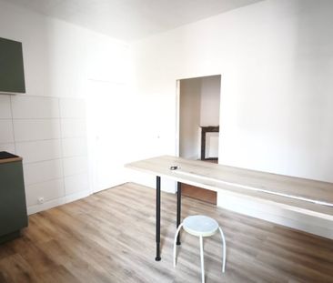 Location Appartement 2 pièces 52m² CHALON SUR SAONE 71100 - Photo 3