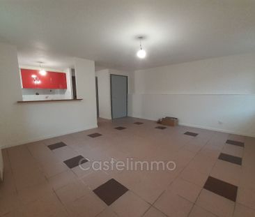 Location Appartement 3 pièces 61m² CASTELSARRASIN 82100 - Photo 1