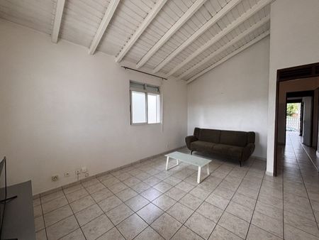 Location Appartement 2 pièces 57m² LE GOSIER 97190 - Photo 2