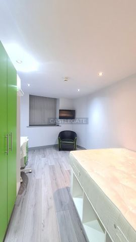 3 bedroom flat share to rent - Photo 5