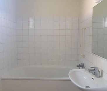 Location Appartement 2 pièces 40m² DIJON 21000 - Photo 3
