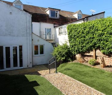 2 bedroom property to rent - Photo 1