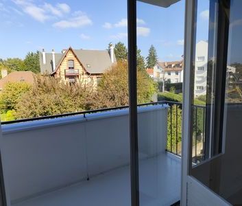 À louer / Appartement F1 / BESANCON PROCHE GARE VIOTTE 35 rue du Ch... - Photo 4