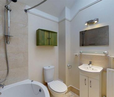 2 bedroom terraced house to rent - Photo 6