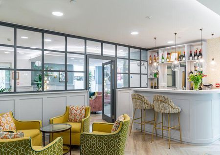 1 bedroom retirement property to rent - Photo 4