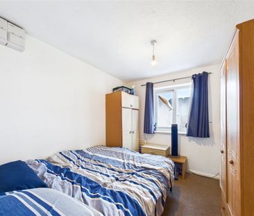 Dale Close, Stanway, Colchester, Essex, CO3 0FU - Photo 3