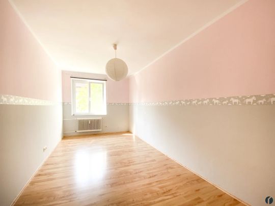 Großzügige 3-Zimmer Wohnung mit Garten - Foto 1