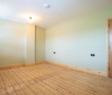 2 bedroom semi-detached house to rent - Photo 6