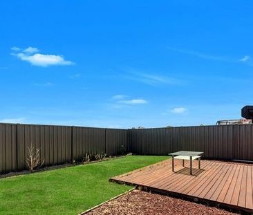 Quiet street, Wyndham Vale – 3 Bedrooms, 2 bathrooms, 1 car space - Photo 3