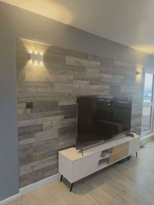 Room in a Shared Flat, Cornish House, SE17 - Photo 1