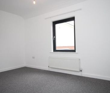 5 Avoniel Parade, Belfast, BT5 4SH - Photo 4