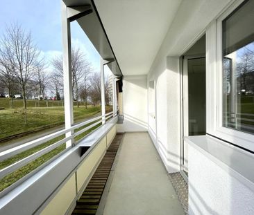 Moderne 1-Raumwohnung mit LED-Spots und bodengleicher Dusche - Foto 1