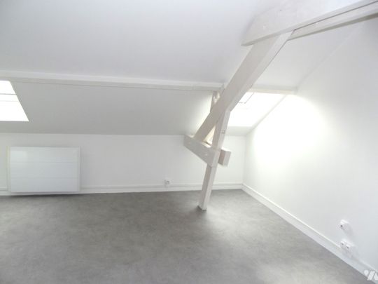 APT - Photo 1