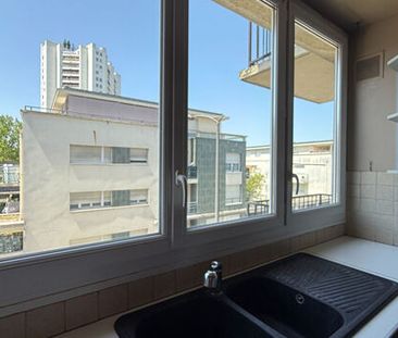 Appartement 3 pièces 56m2 REIMS 760 euros - Photo 2