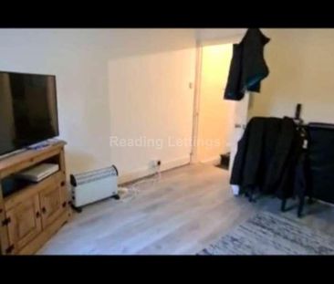 Star Road, Reading, RG4 - Photo 1